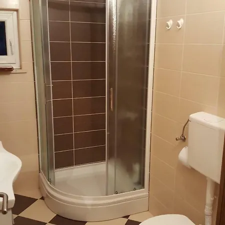 Petrovic K.sucurac 公寓 *