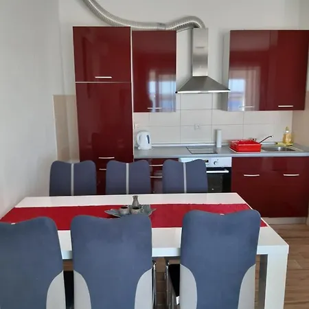 Apartment Petrovic K.sucurac Kastela