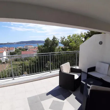 Petrovic K.sucurac Apartment Kastela